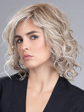 Load image into Gallery viewer, LOVELY by ELLEN WILLE in CHAMPAGNE ROOTED 16.25.24 | Medium Blonde and Lightest Ash Blonde blend with Lightest Golden Blonde and Shaded Roots
