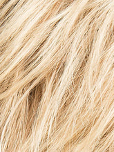 Load image into Gallery viewer, CHAMPAGNE ROOTED 22.20.25.830 | Light Neutral Blonde, Light Strawberry Blonde, Lightest Golden Blonde, and Medium Brown/Light Auburn Blend with Shaded Roots
