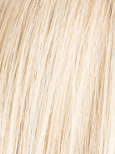 Load image into Gallery viewer, CHAMPAGNE ROOTED 22.25.26 | Light Beige Blonde, Medium Honey Blonde, and Platinum Blonde Blend with Dark Roots
