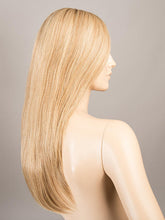 Load image into Gallery viewer, SANDY BLONDE ROOTED 20.26.16 | Light Strawberry Blonde, Light Golden Blonde and Medium Blonde Blend with Shaded Roots
